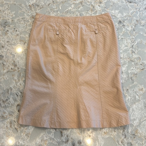Black House/White Market knee length skirt in khaki, size 4 - Picture 8 of 8